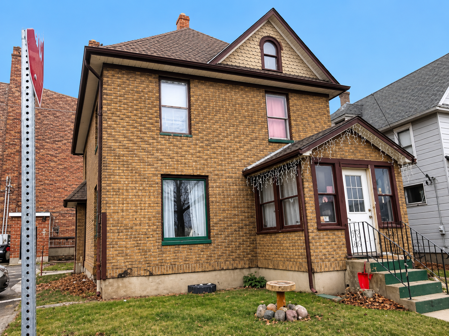Property main image